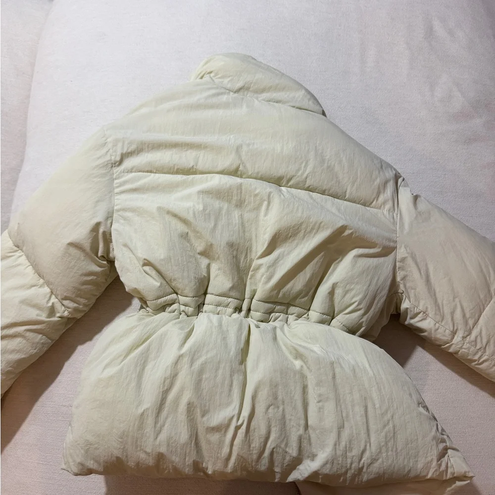 Boohoo Women's Cream Puffer Jacket - Picture 11 of 13